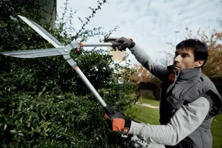 Bahco P51H-SL Extra Long Hedge Shears, Heavy Duty, Lightweight with Aluminium Handle